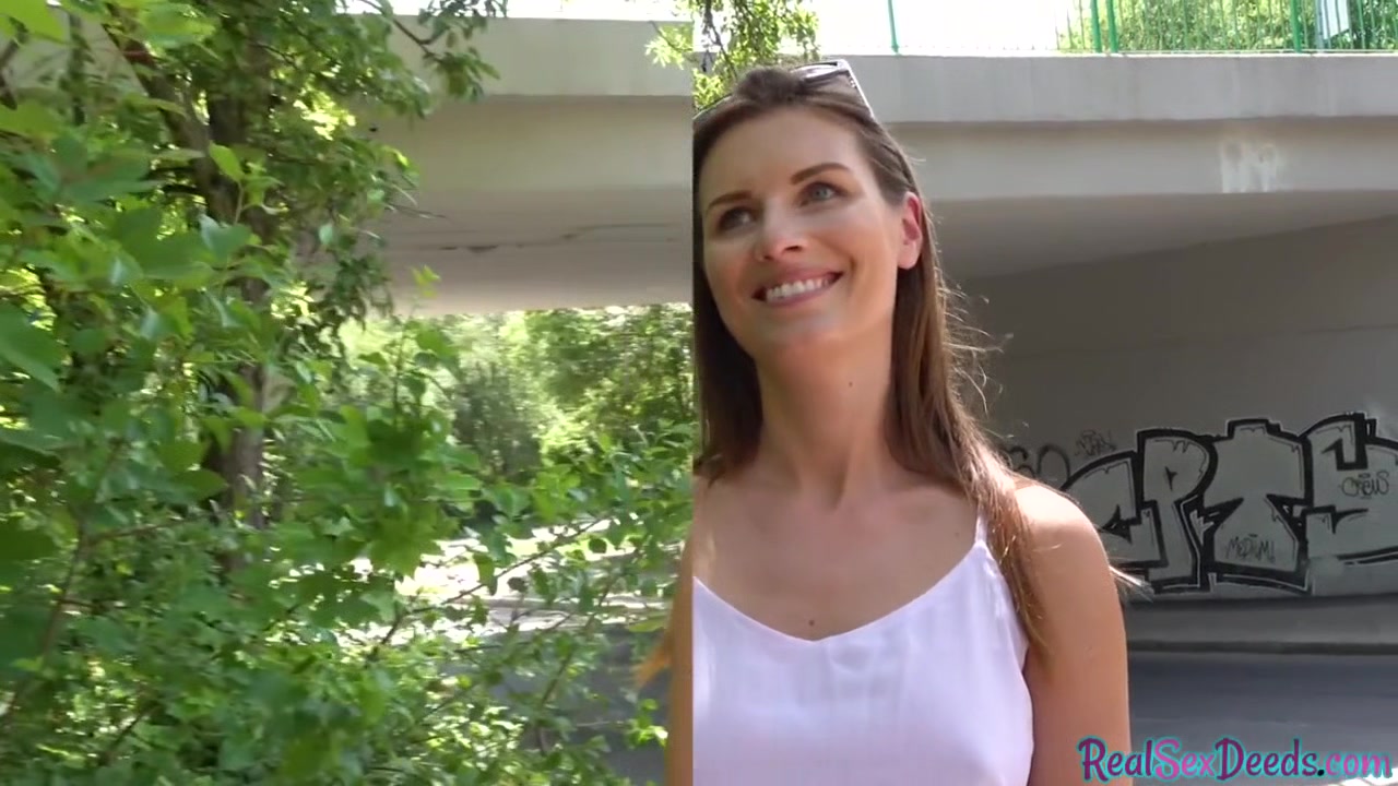 Public POV BJ babe gets pussyfucked outdoor n paid for that