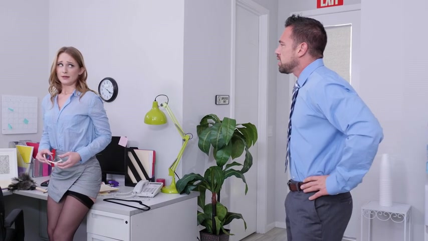 Forget the ladder, Daisy Stone climbs big dick to get a job - naughtyoffice