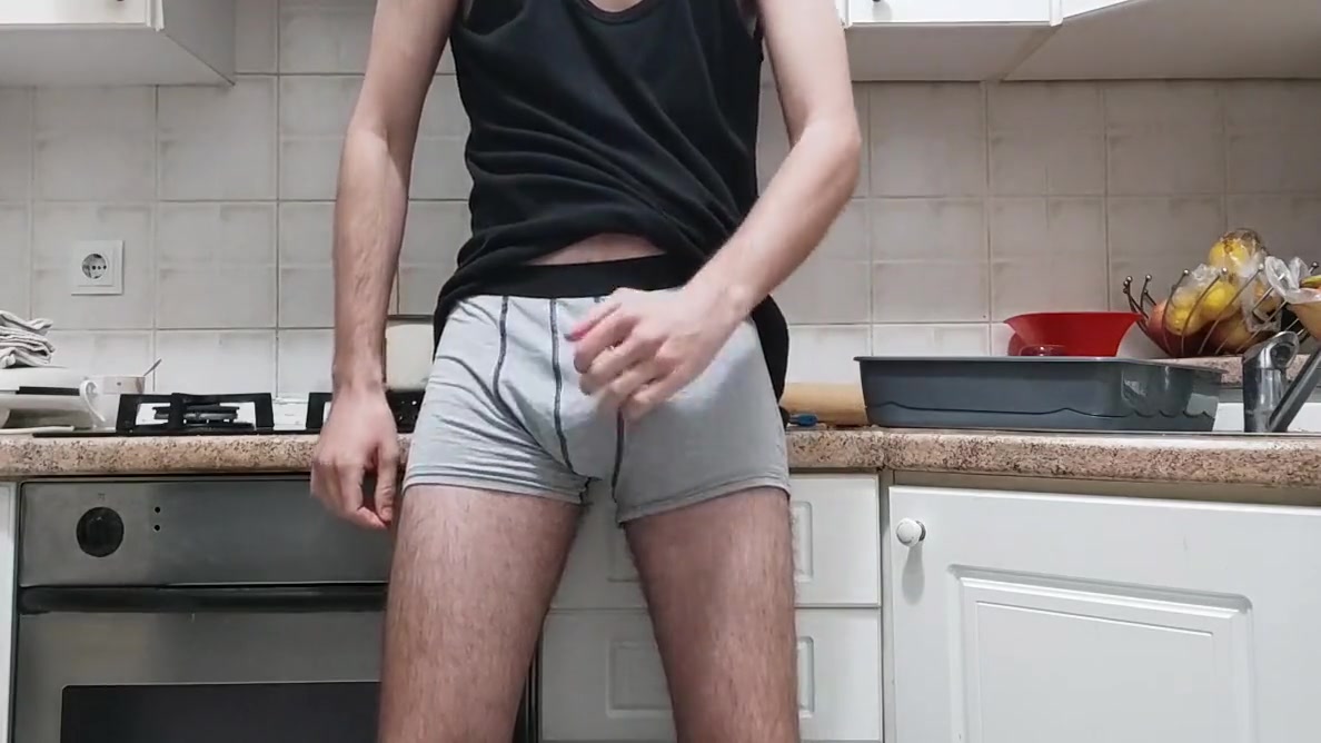 Big Cock Quick Cum In The Kitchen
