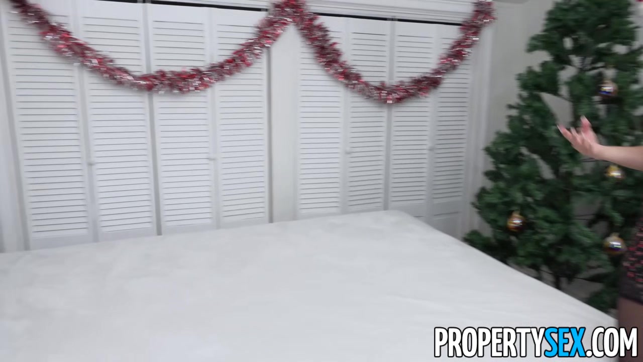 PropertySex Ariana Marie Enjoying The Christmas Sex