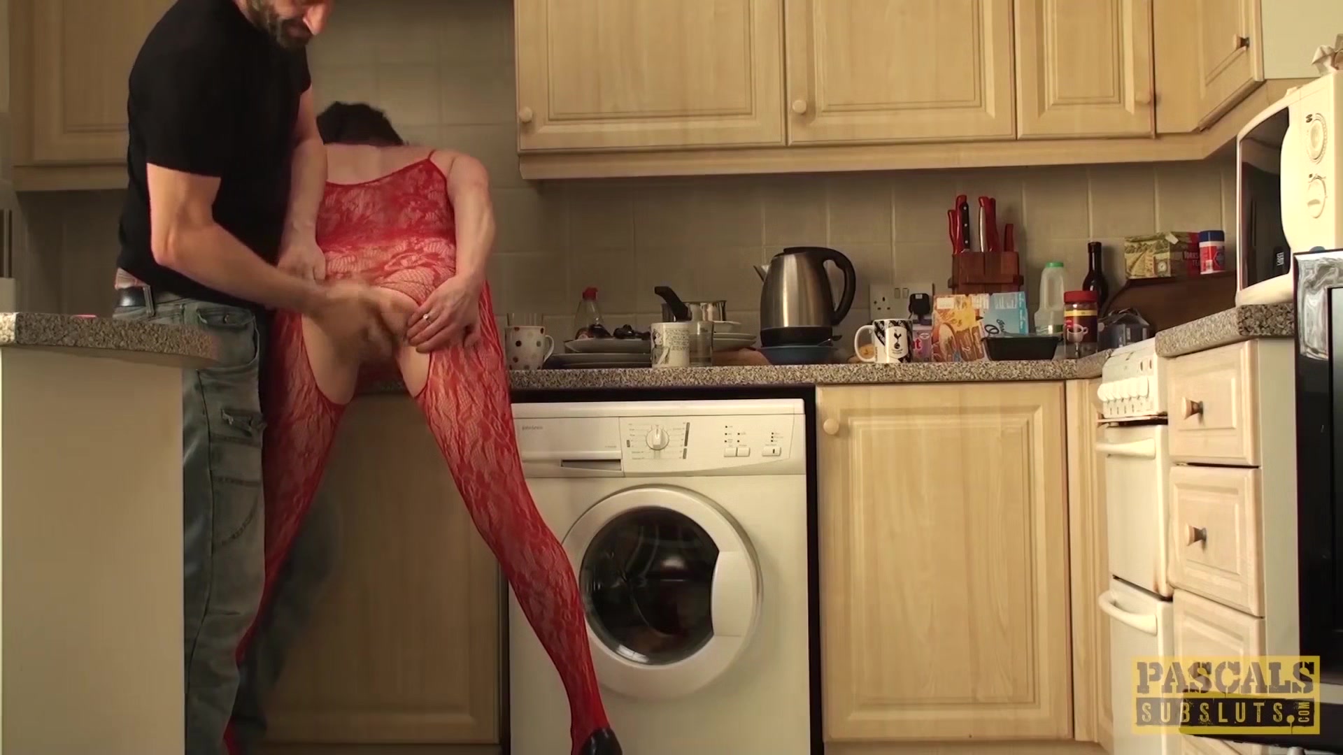 PASCALSSUBSLUTS - Mature Welsh Rebel Fed Cum After Pounding