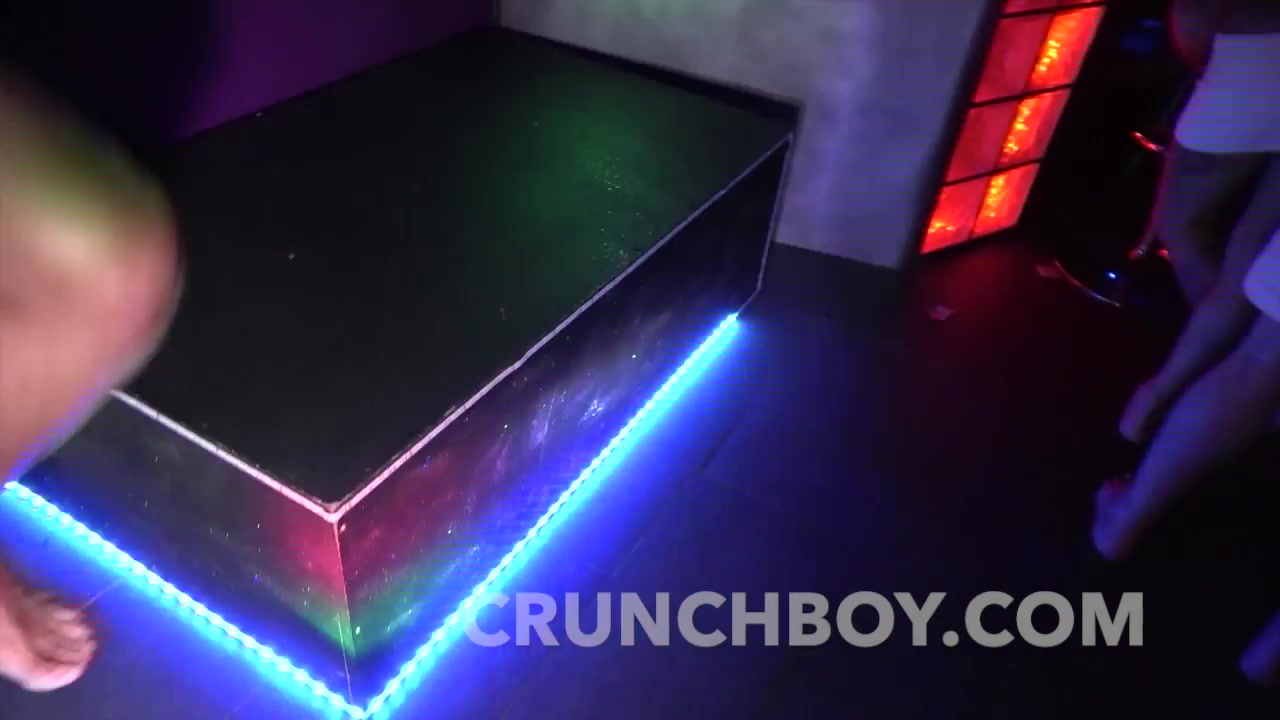 Bareback Show Porn Live At Koncept Sauna With Max Lava And Viktor Rom