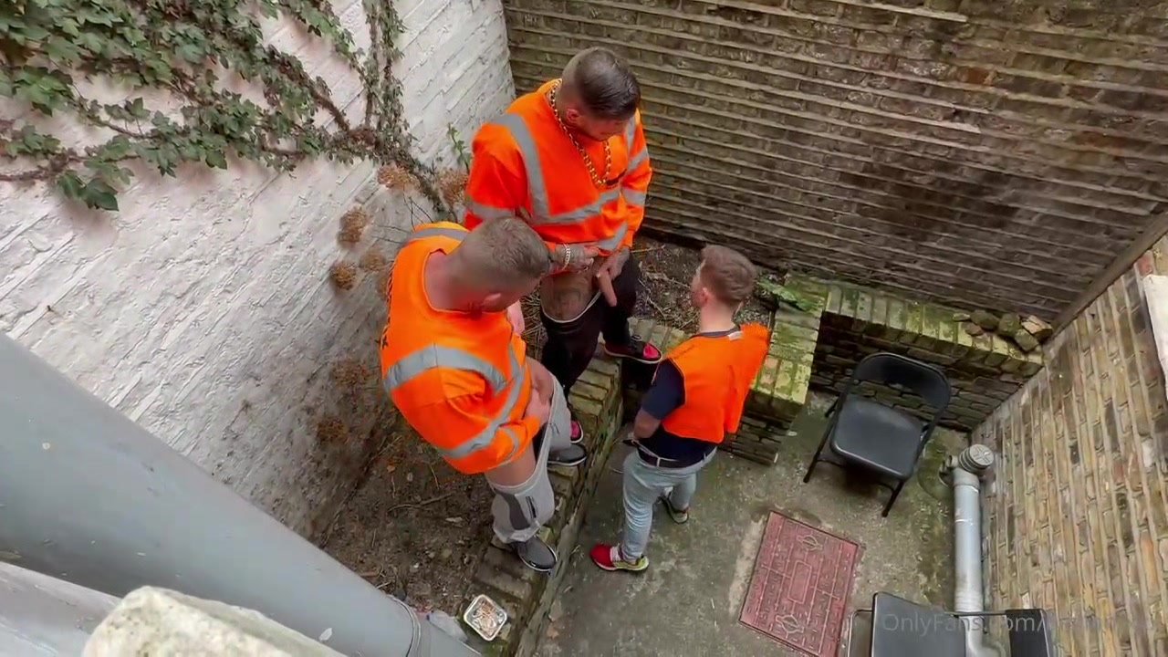 British worker cock sucking
