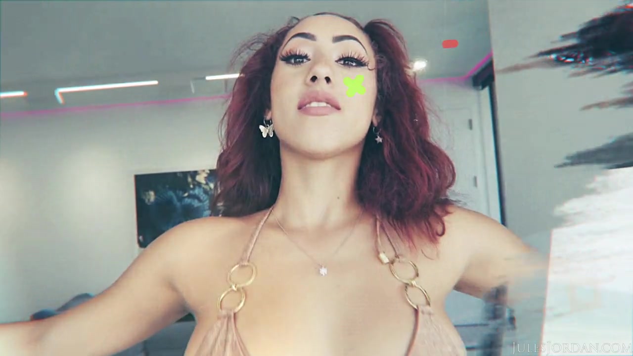 Latina Honey Kira Perez Gets Picked Up By Jules In Miami - Exclusive Scene - JulesJordan