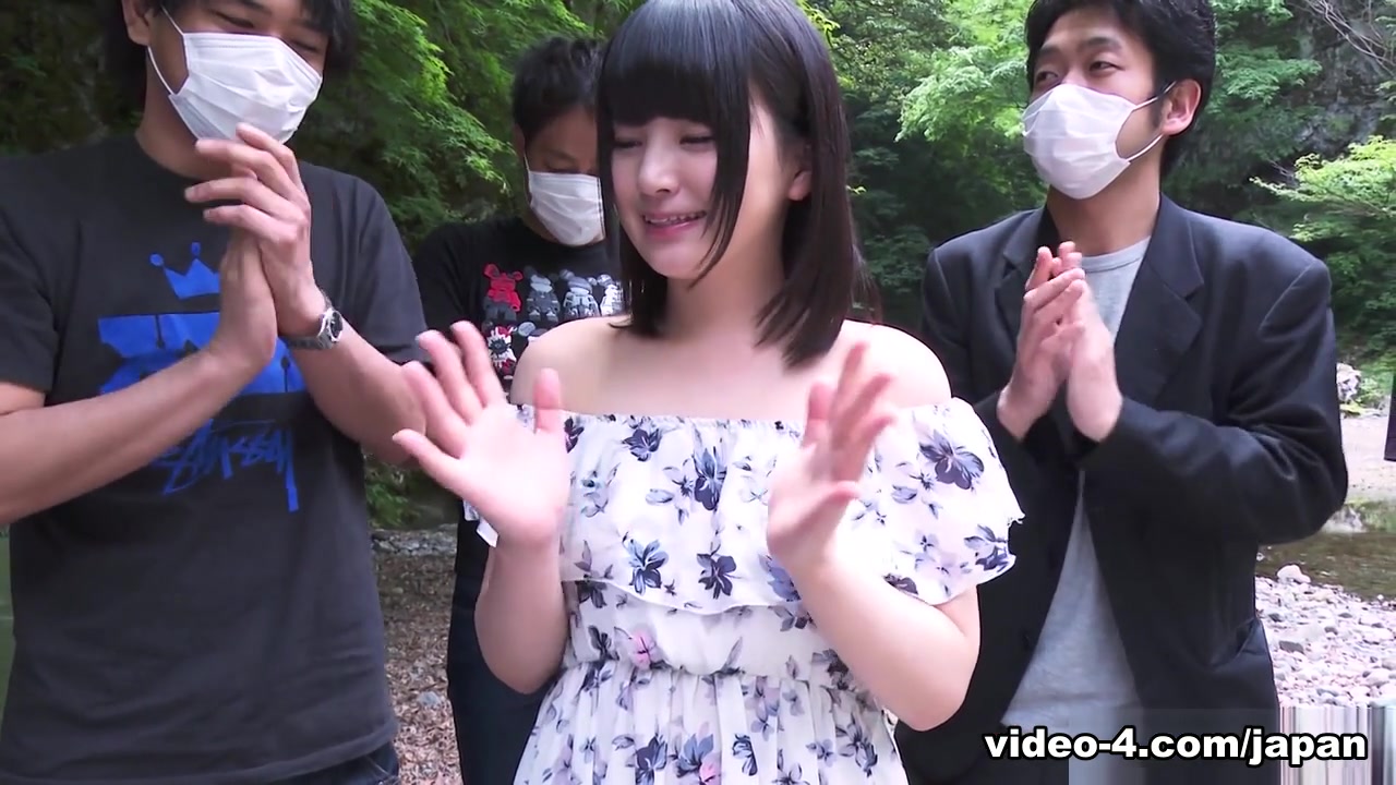 Tsuna Kimura is outdoors with a group of horny men that want their cocks sucked - JapanHDV