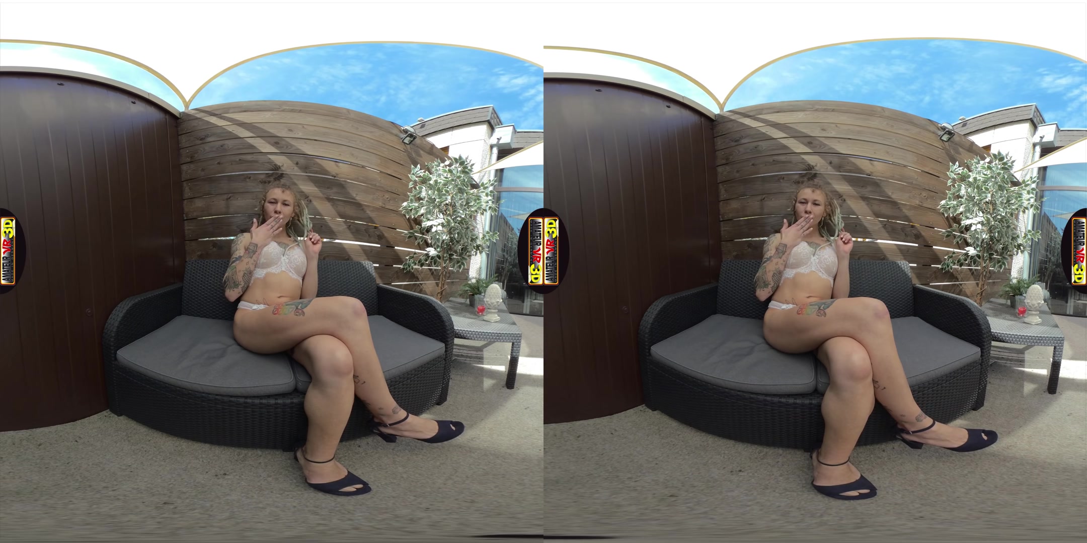 Julia - Horny and Wet Lovebitch - AmateurVR3D