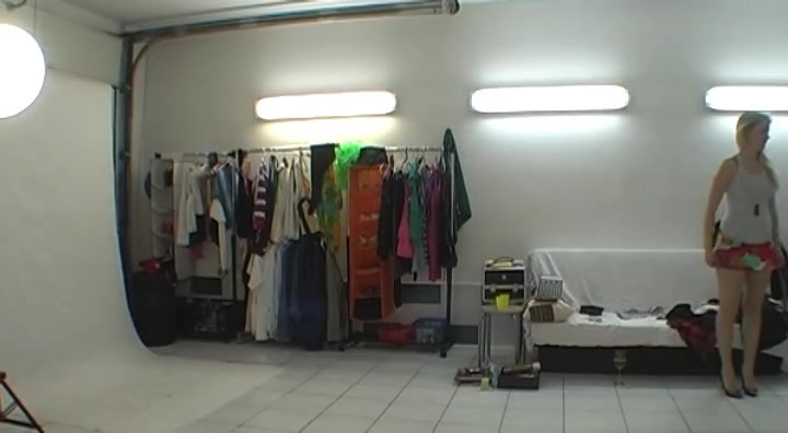 Backstage blow job and striptese by real czech chick