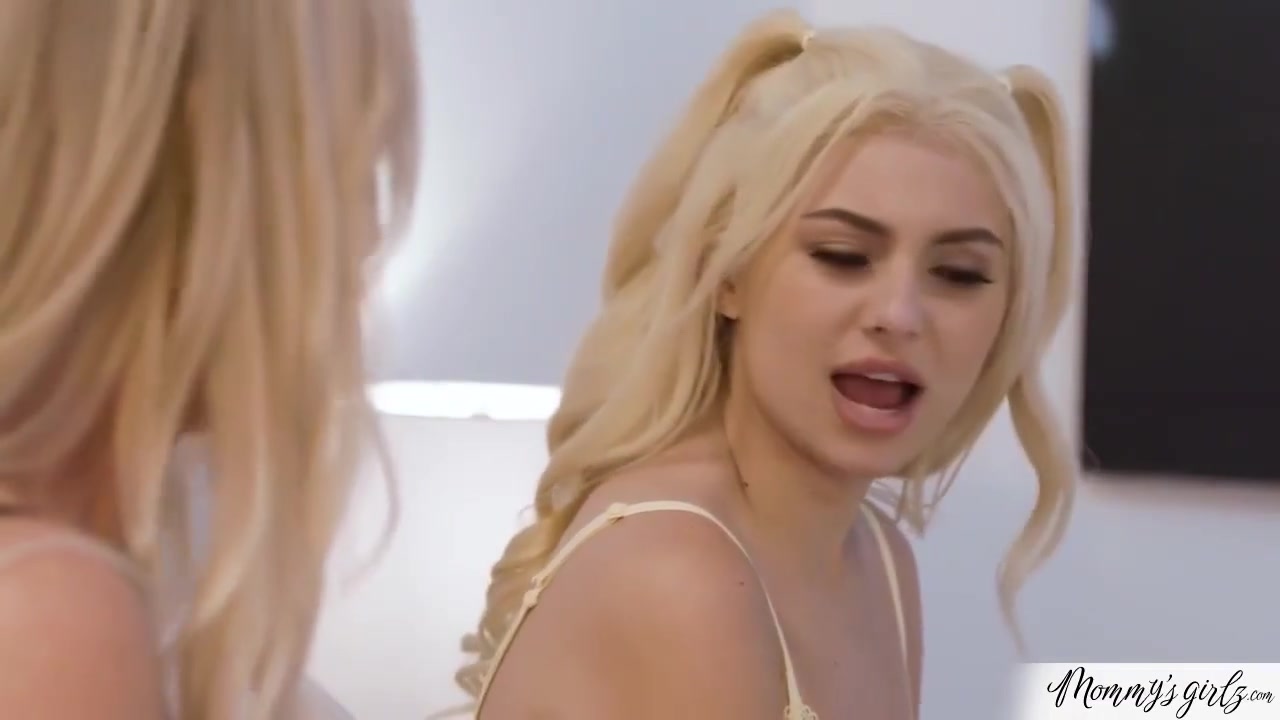 Aria Banks In Enjoys Tribbing With Stepmom