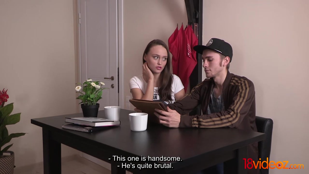 18 Videoz - Alice Koks - Sex present for slutty wife