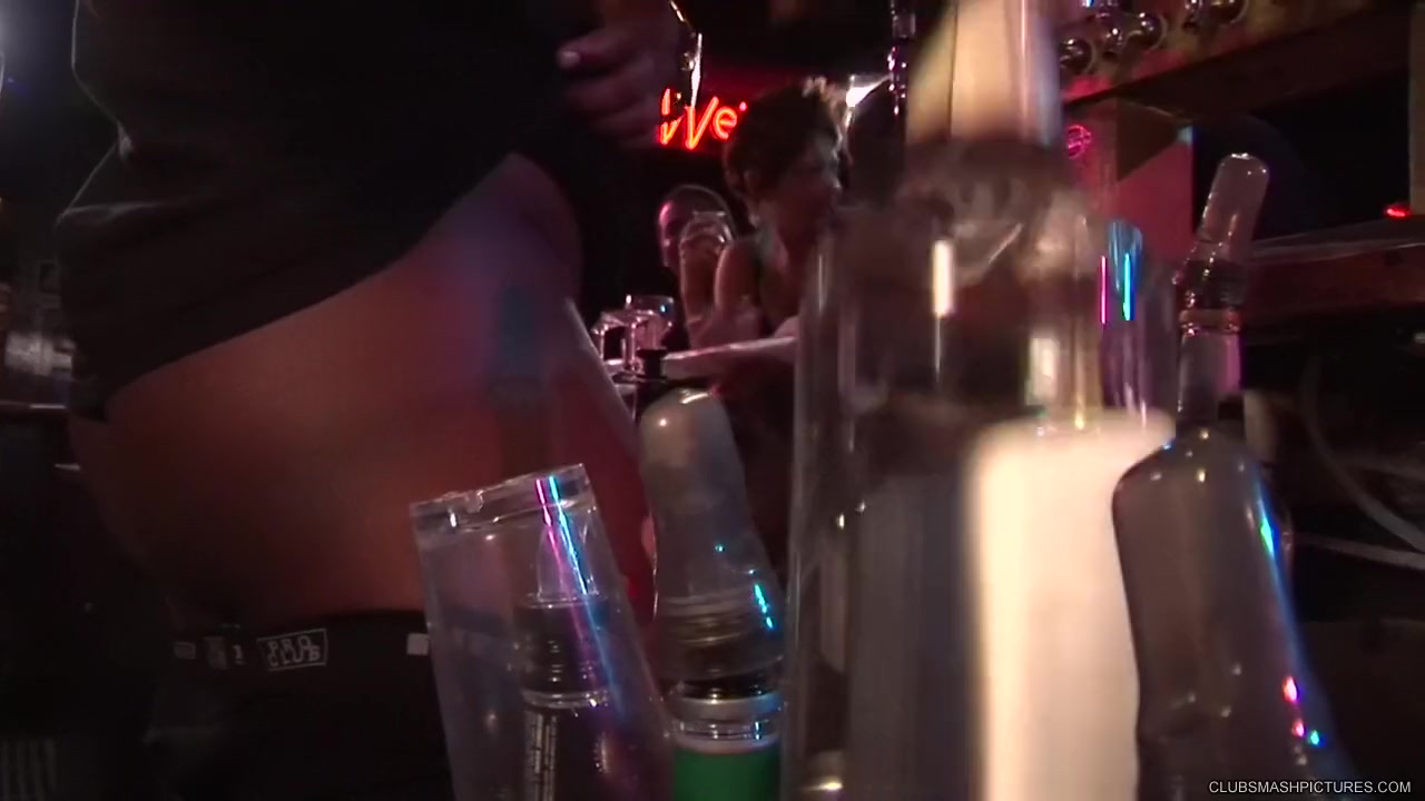 Anna Foxxx Takes a Load for the Bartender