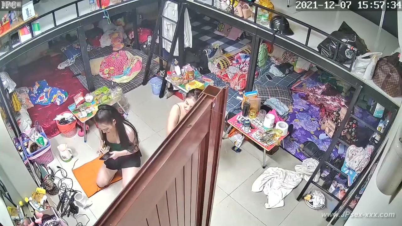 chinese girls dormitory.4