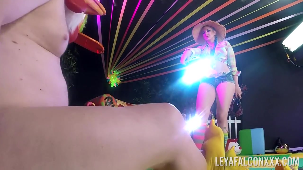In Fried Chicken Butt Fuck - Leya Falcon