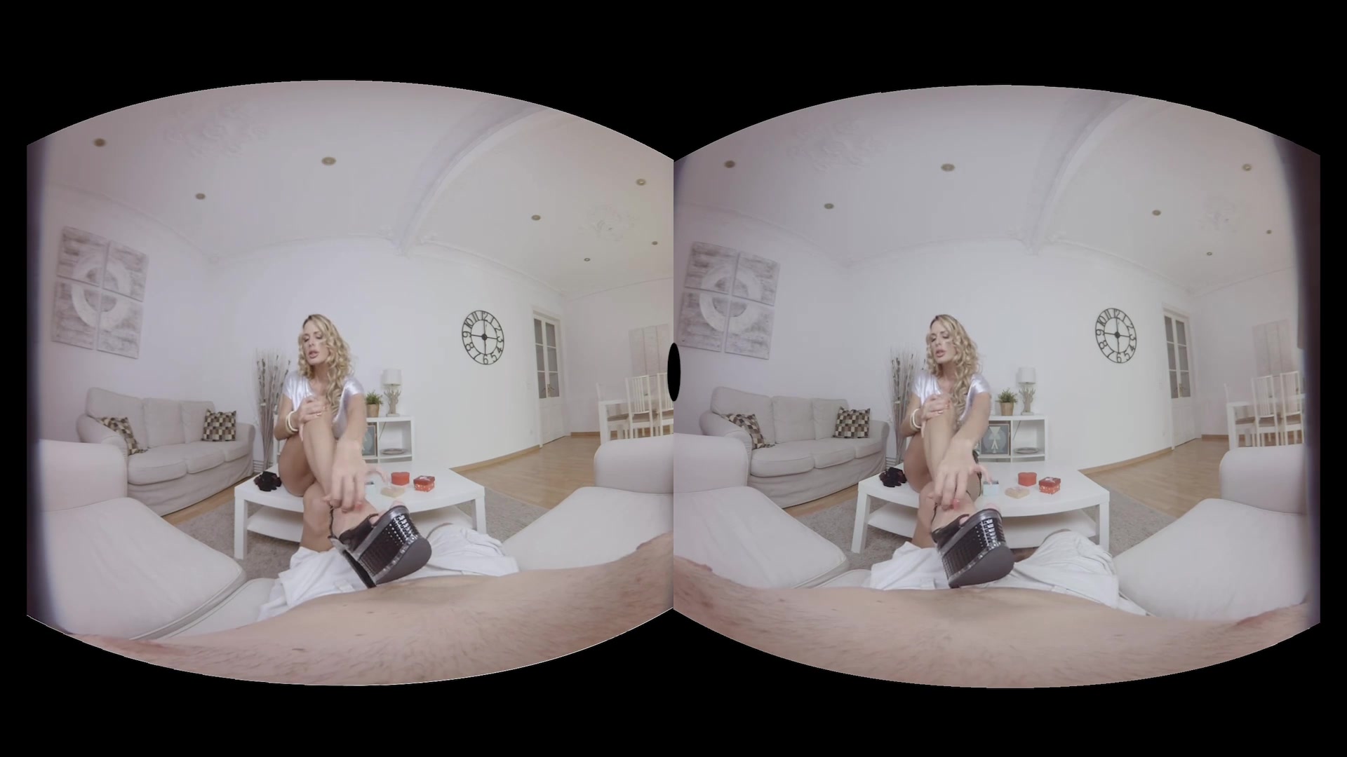 Chelsey Lanette Ryan Ryder in Giving presents to myself! - VirtualRealPorn