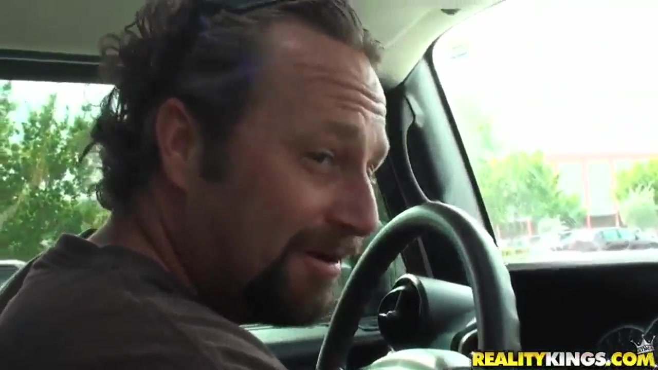 Hot blonde Kirsten Price picks up bearded fucker!