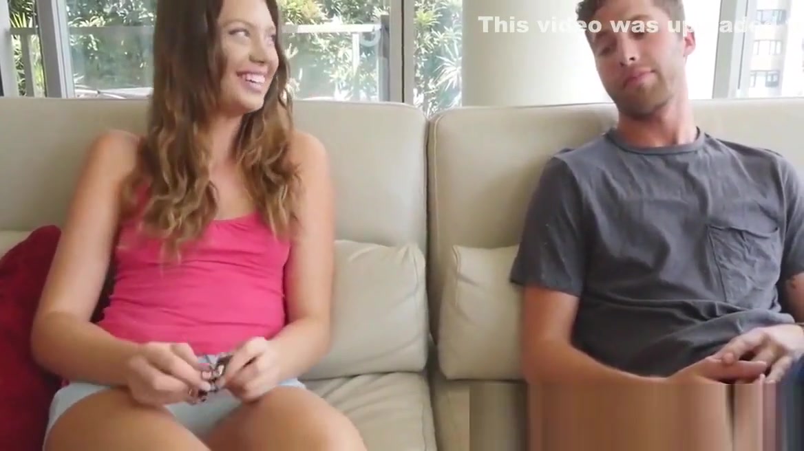 Real amateur stepsister gives head and gets plowed