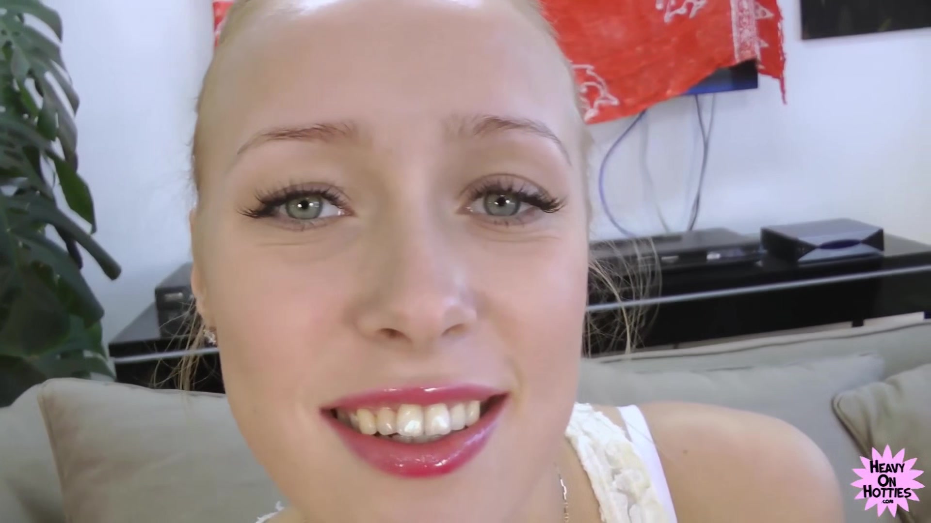 Russian Anal Doll With Teena - HeavyOnHotties