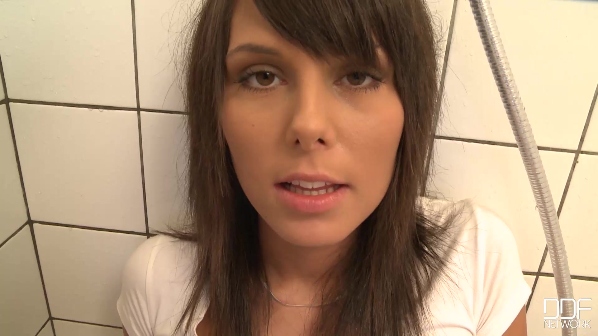 Masturbation in Eve's flat - PornWorld