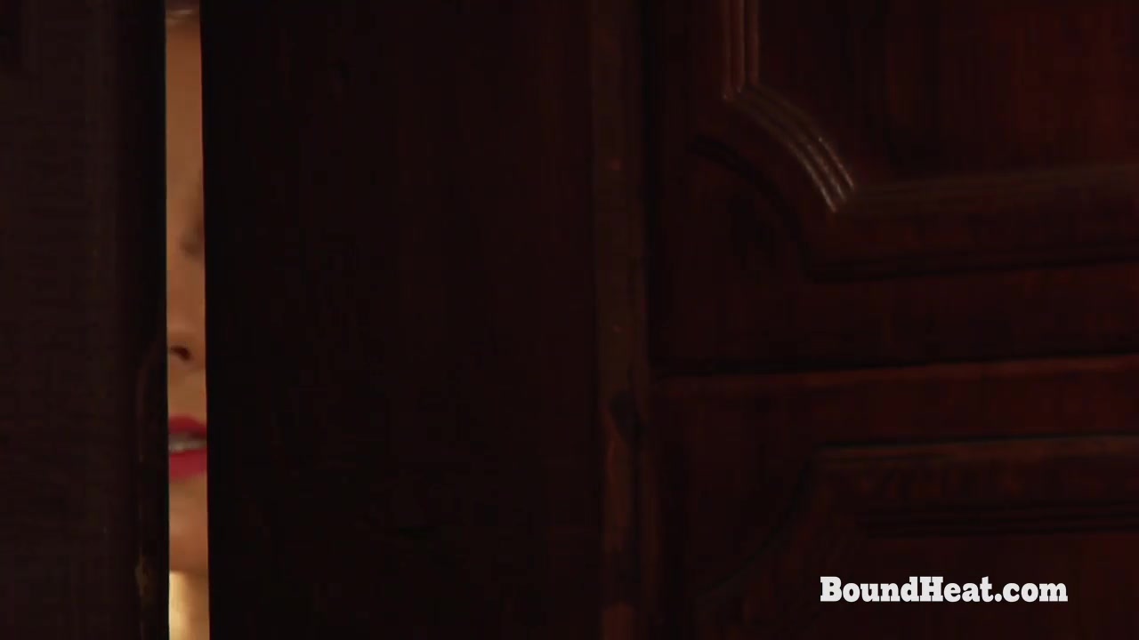 Lesbian Madame Facesits On Slave And Orgasms Like Never Before