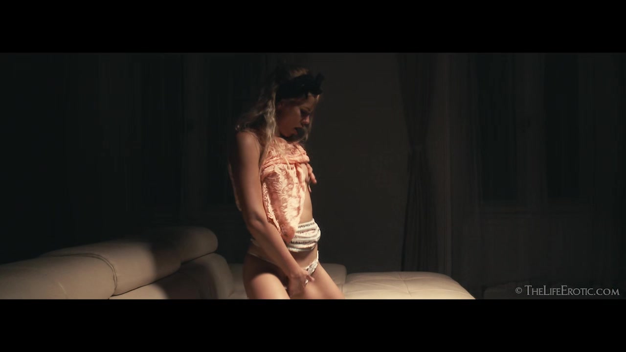 Fado 2 - Tracy A - TheLifeErotic