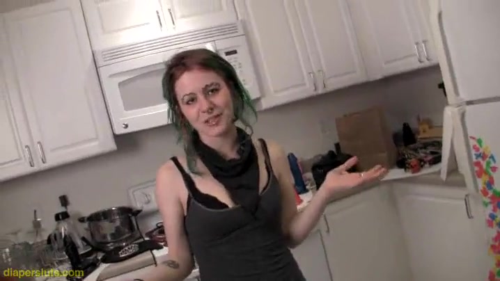 Lily Ruby Lesson - DiaperSluts