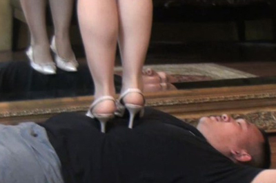 Princess Daphne Fulfills a Fantasy