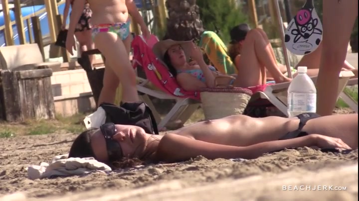 Side Boobies - BeachJerk