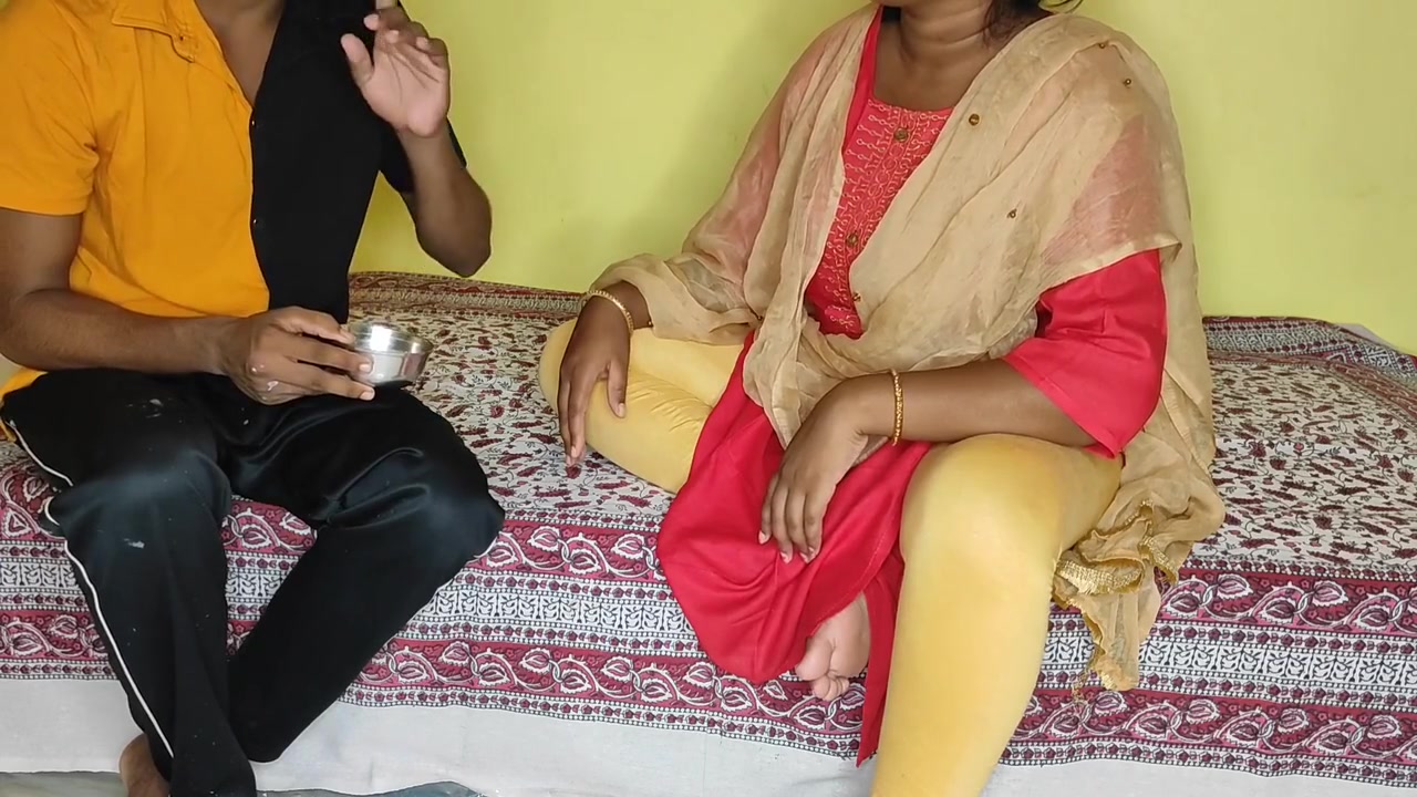 Wife Next Door Loves Oral And I Came On Her Butt.කමබ ලවකනනක
