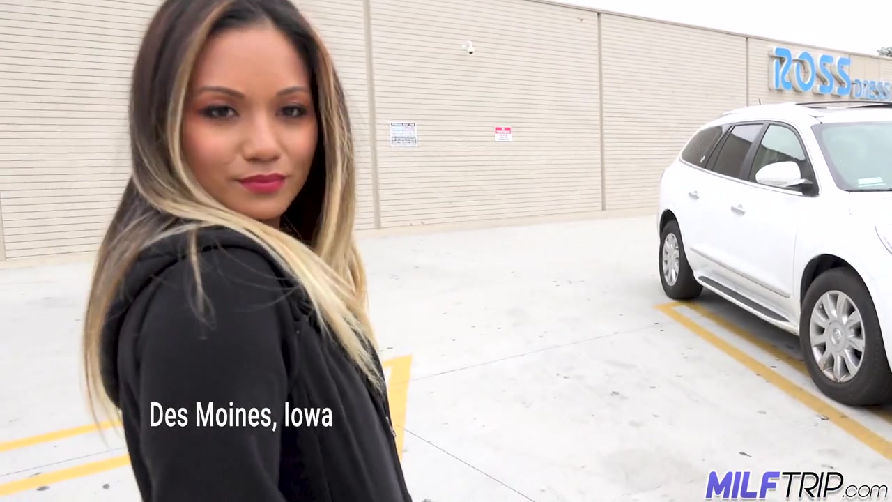 Hot Step mom Banged - MilfTrip