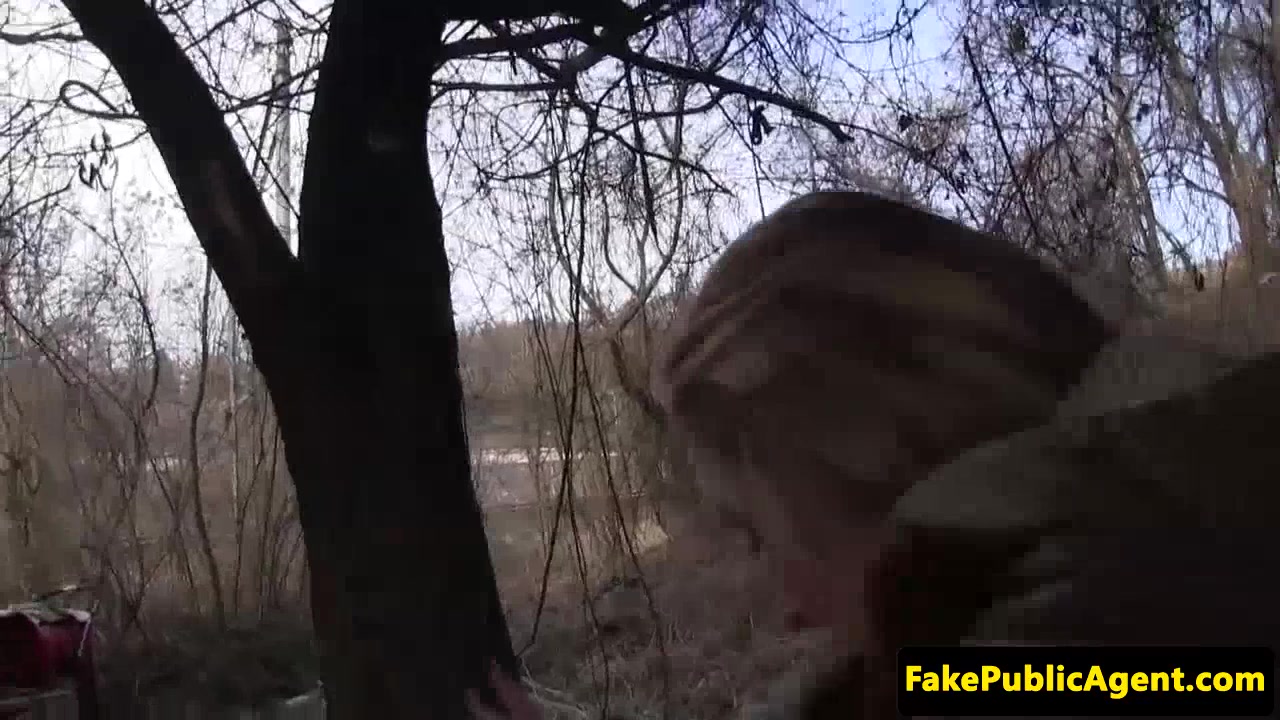 Tricked euro cumswallows during fake casting