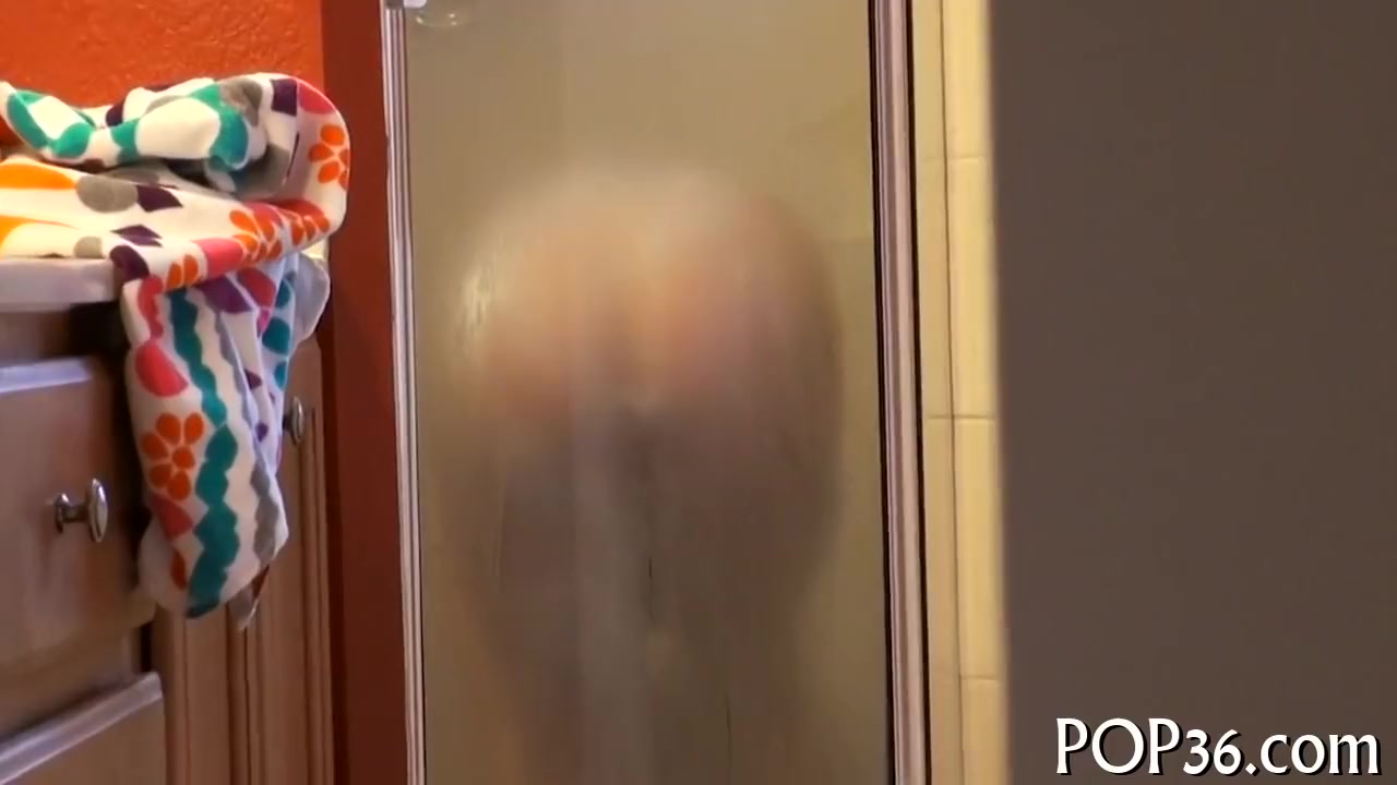 Shapely teen 18+ Rides A Dick