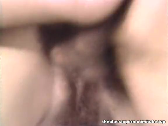 Oral and cock fuck for retro girl