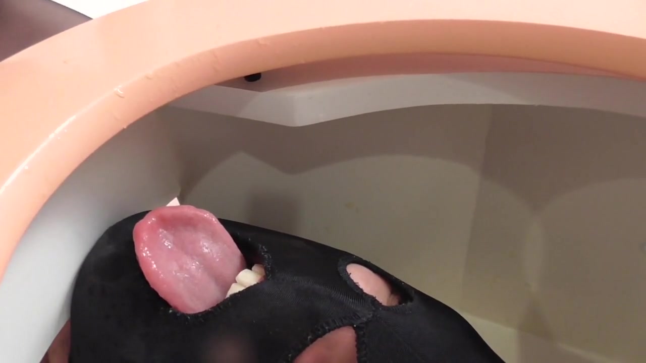 Spitting in pissing Box by Femdom Austria