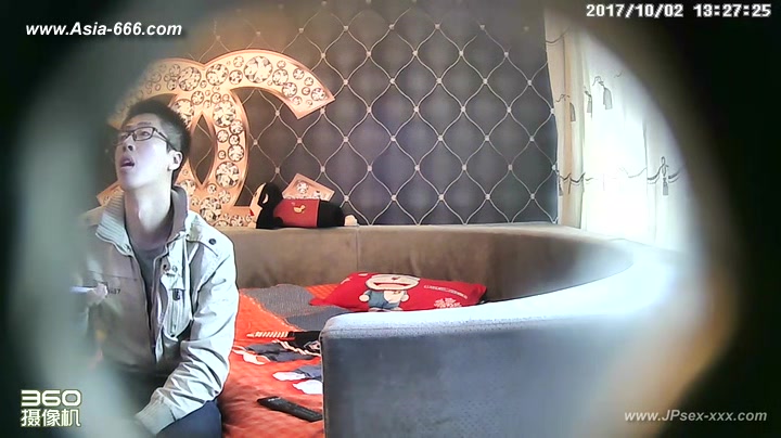 Hackers use the camera to remote monitoring of a lover's home life.358