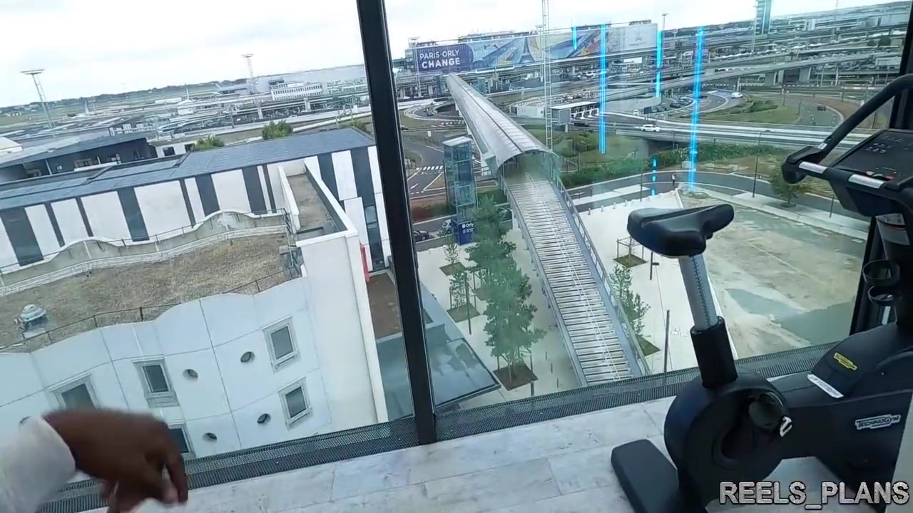 Perfect Ass Spanish Dancer Gets Fucked Hard In The Gym And At The Hotel By A Producer