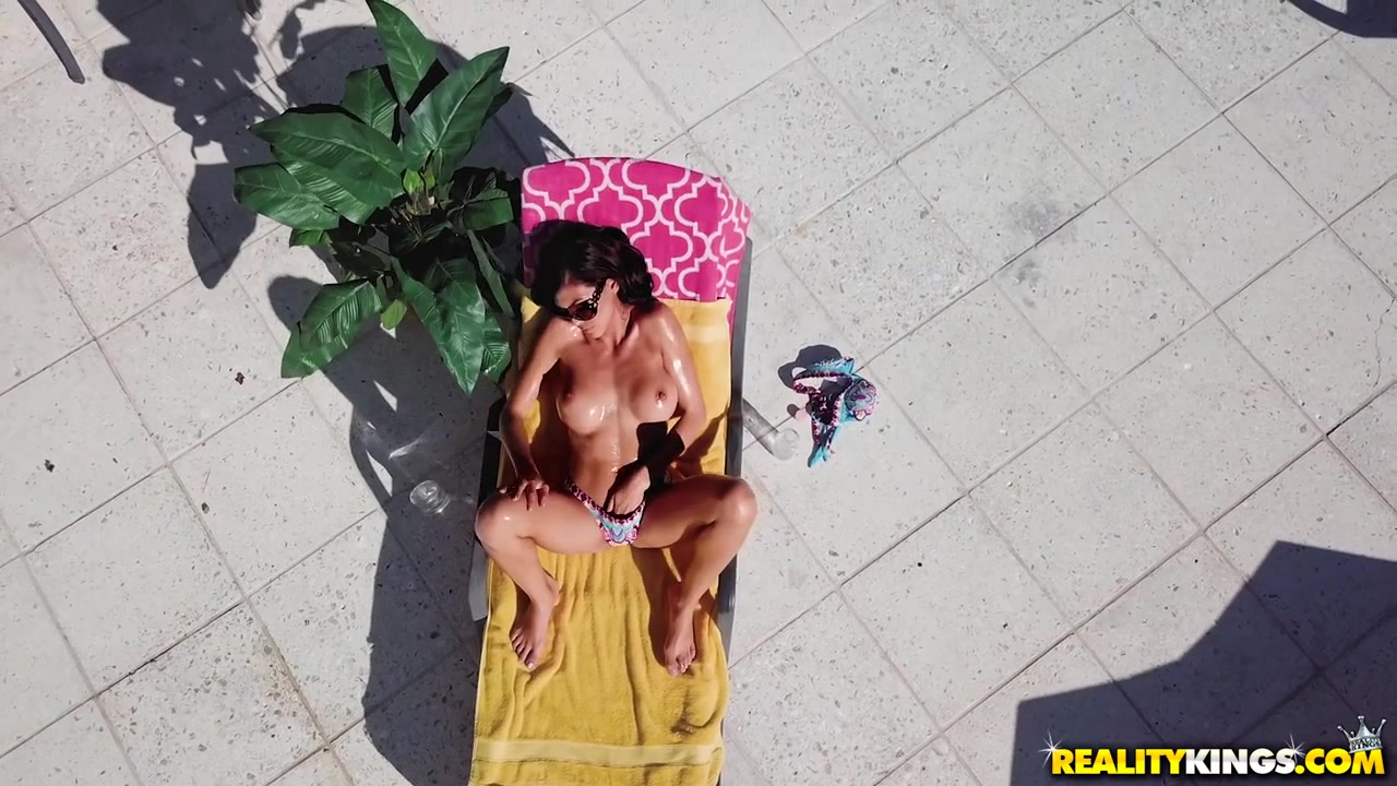 Heather Vahn & Sean Lawless in Milf From Above - MilfHunter