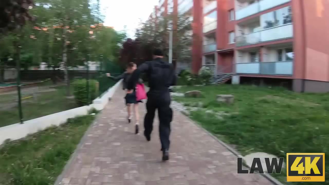 LAW4k. teen 18+ girl Adele Unicorn steals a shampoo in the market