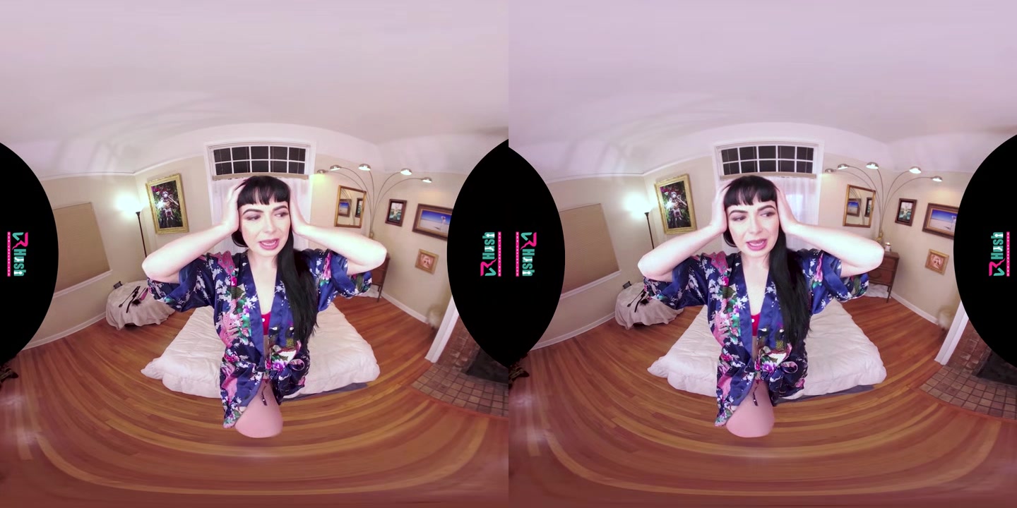 VRHUSH Siouxsie Q masturbating with a dildo in POV VR