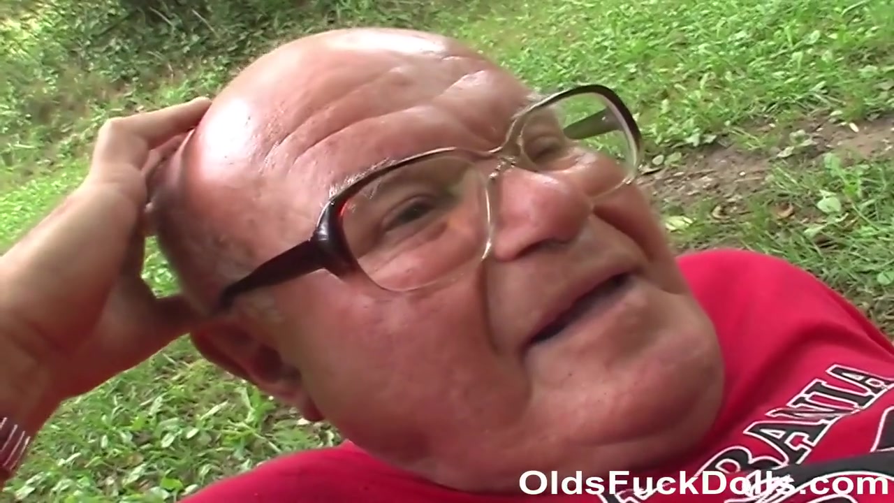 Czech Gipsy Sharca Blows The Porn Legend Mireck