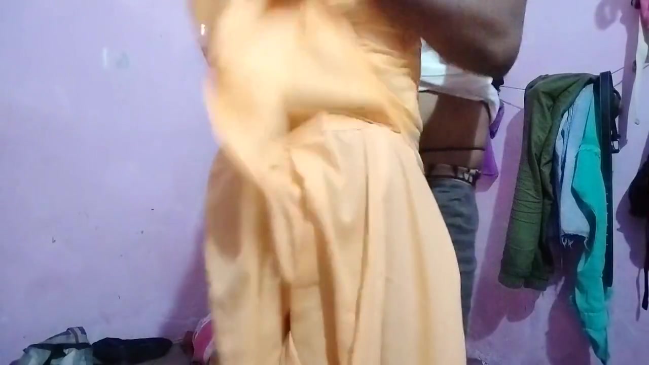 Apne Ghar Devar Ko Bula Kar Bhabhi Ne Chudwai