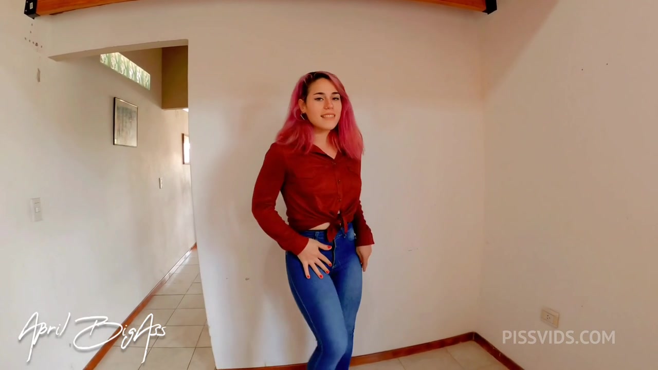 I pee, I couldn't hold it and I exploded with pee, my stepfather gives me even more pee!!! - PissVids