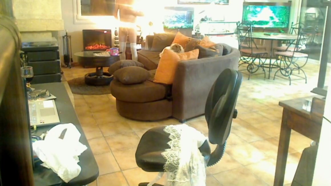 Diana Se Deshabille En Cam