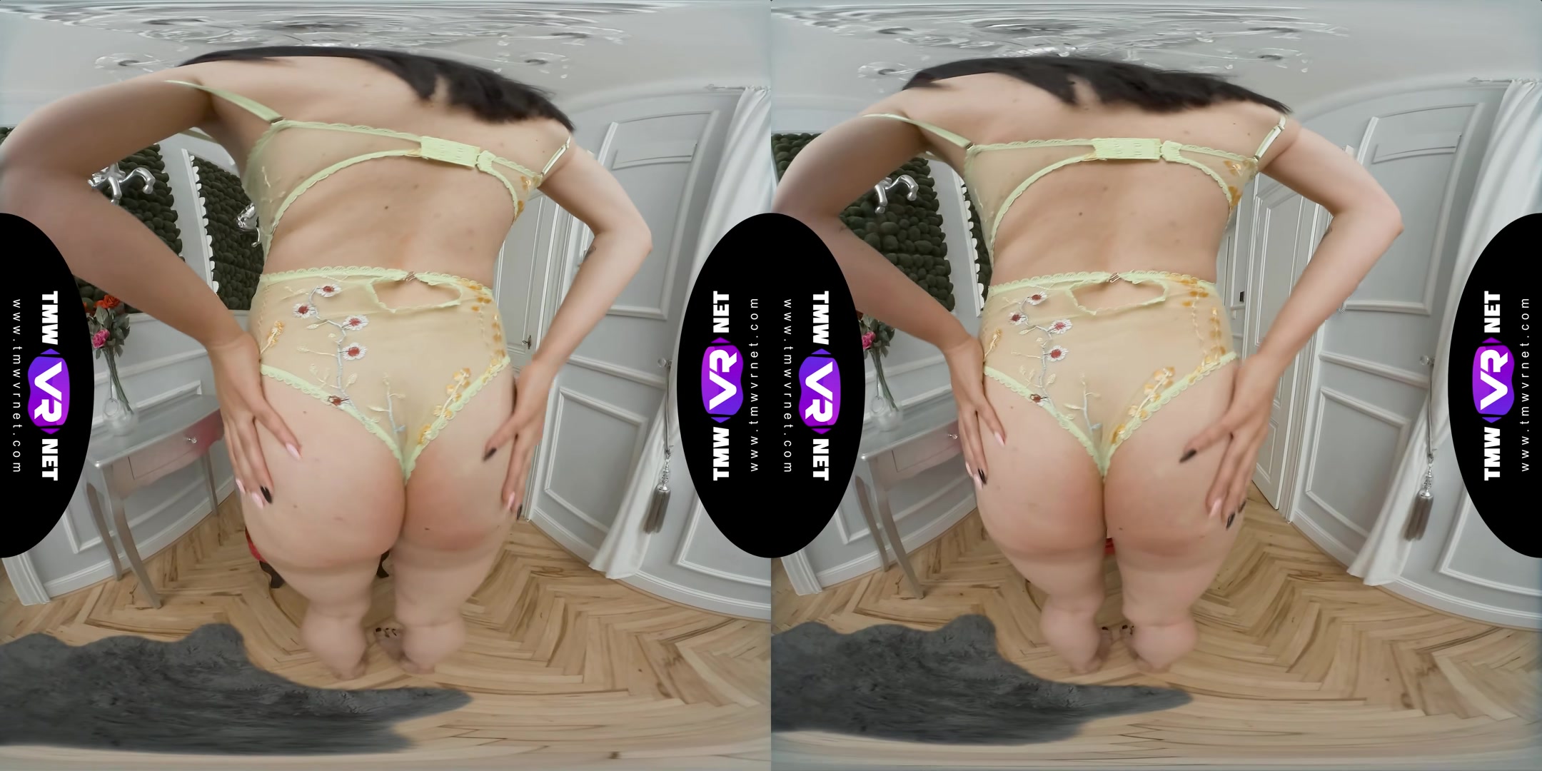 Sweetie Orgasms In A New Bodysuit - TmwVRNet