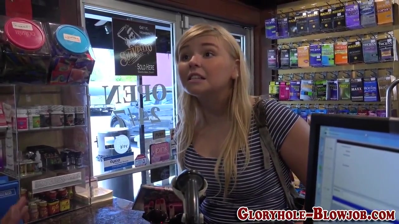 Chubby teen 18+ Gives Head