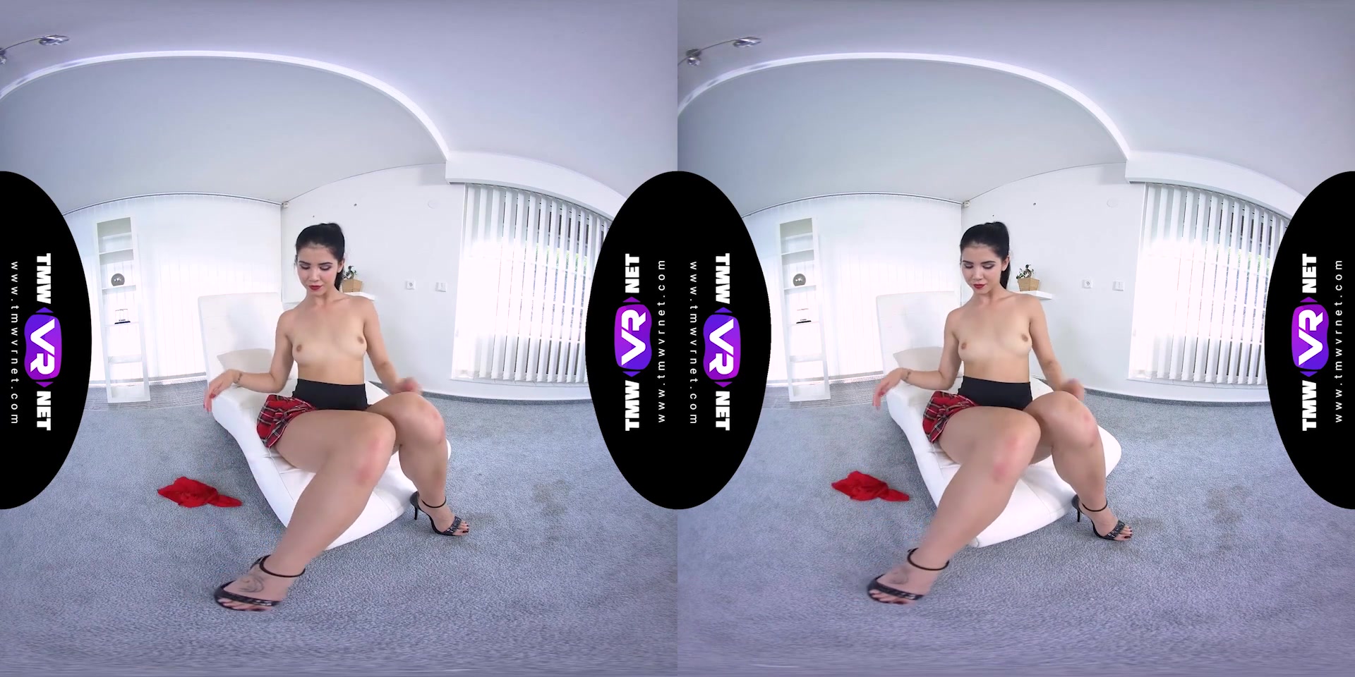 Lady Dee in High-Heeled Brunette Masturbates Till Orgasm - TMWVRNet