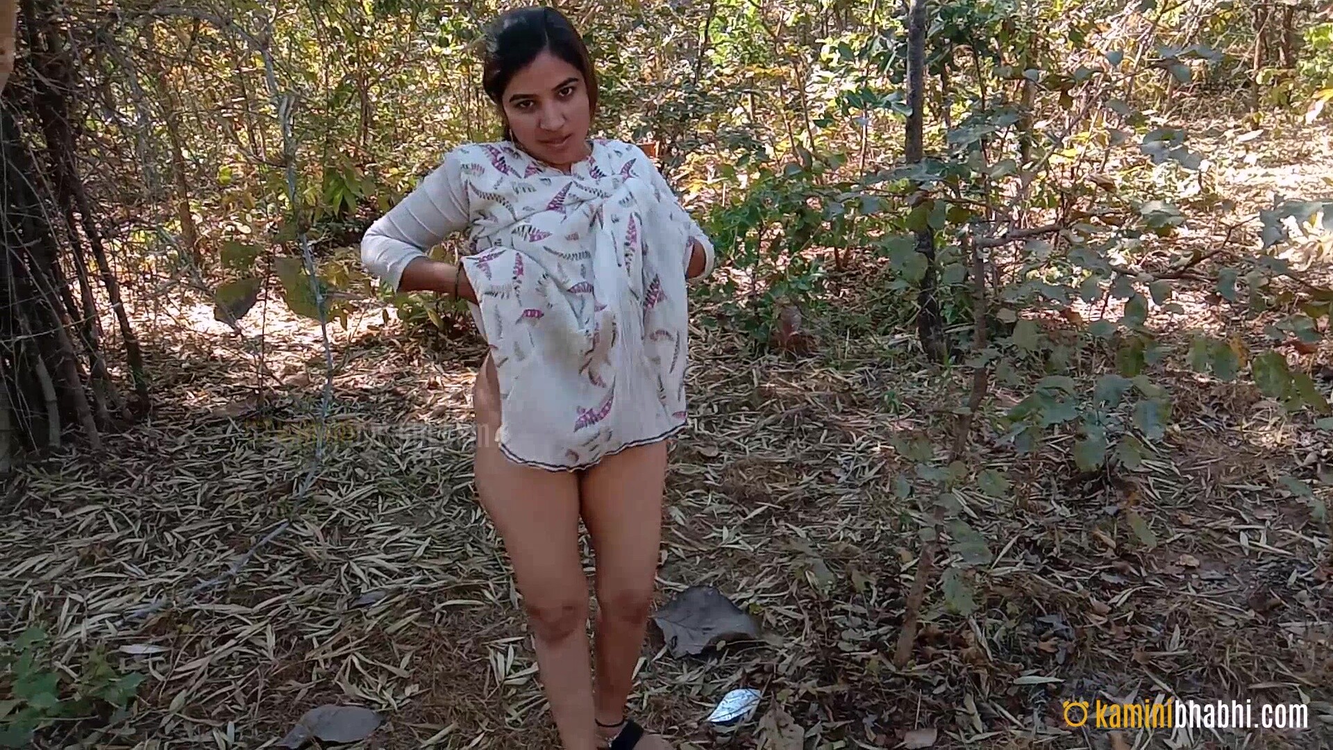 Beautiful Indian Wife Kamini Outdoor Striptease Solo Sex