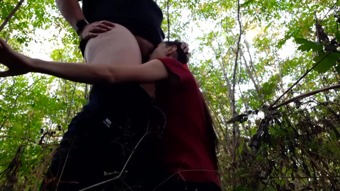 I Fuck My New Girlfriend Hard In The Forest In The Mouth - Lesbian - Candy S