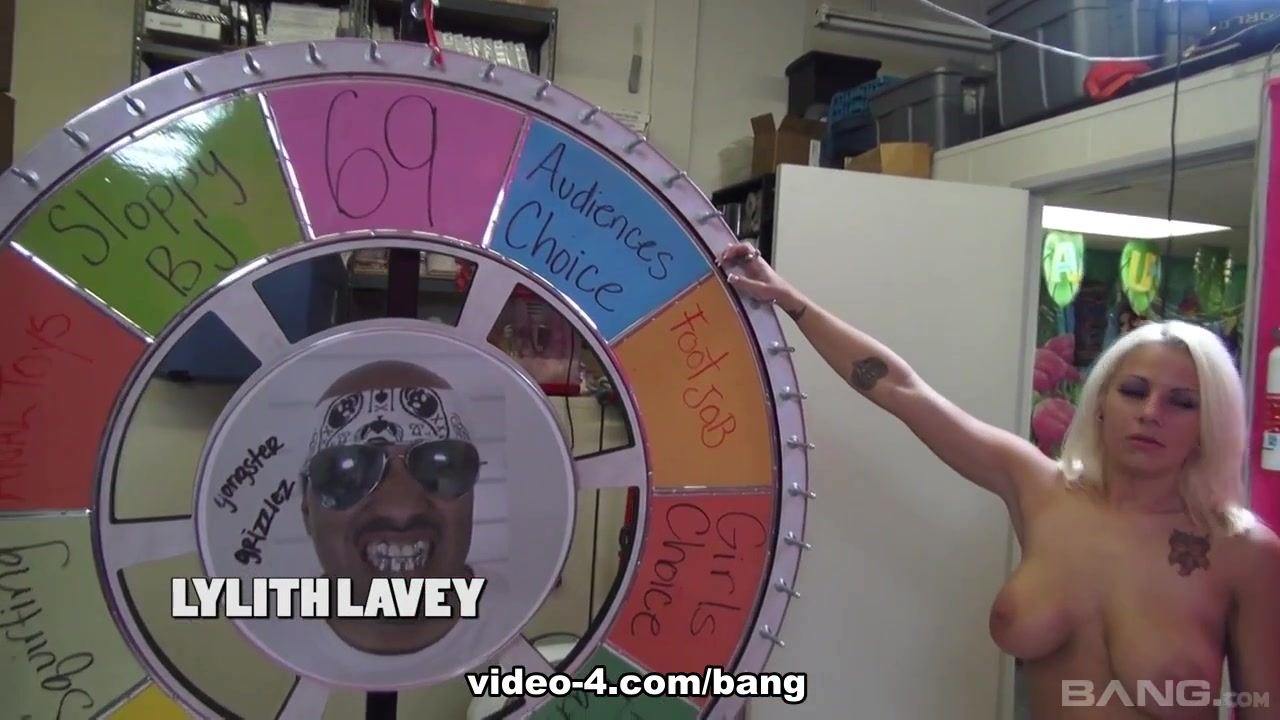 Dayna Vendetta Gets Her 69 On And Swallows - Bang