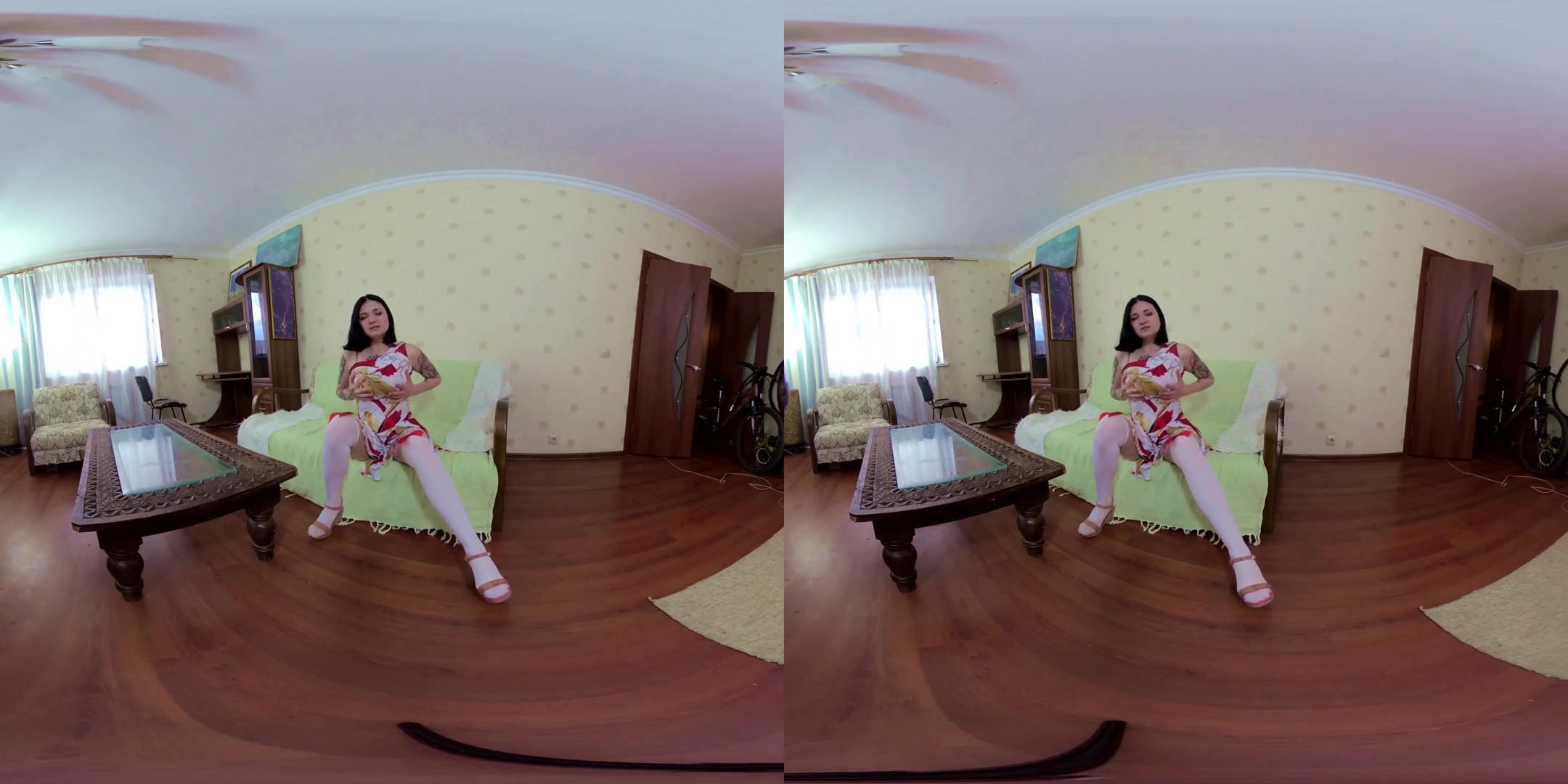 Hot Tattoed teen 18+ Clarise Plays With Toy Home Alone - Amateur Solo Masturbation VR
