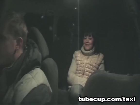shoots girl earning money for fuck in taxi