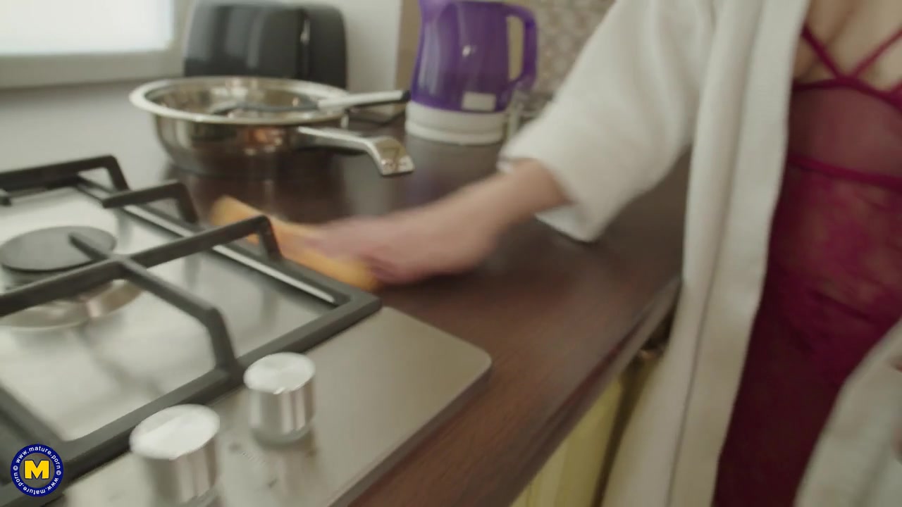 Mature Tati Bali Does Her Stepson At Home While Her Husbands At Work - MatureNl